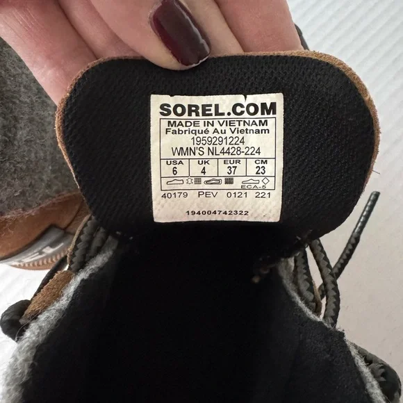 Sorel Women’s Out N About Boots Size 6 - Picture 3 of 6